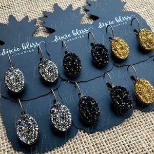 Silver Sophisticated Leverbacks